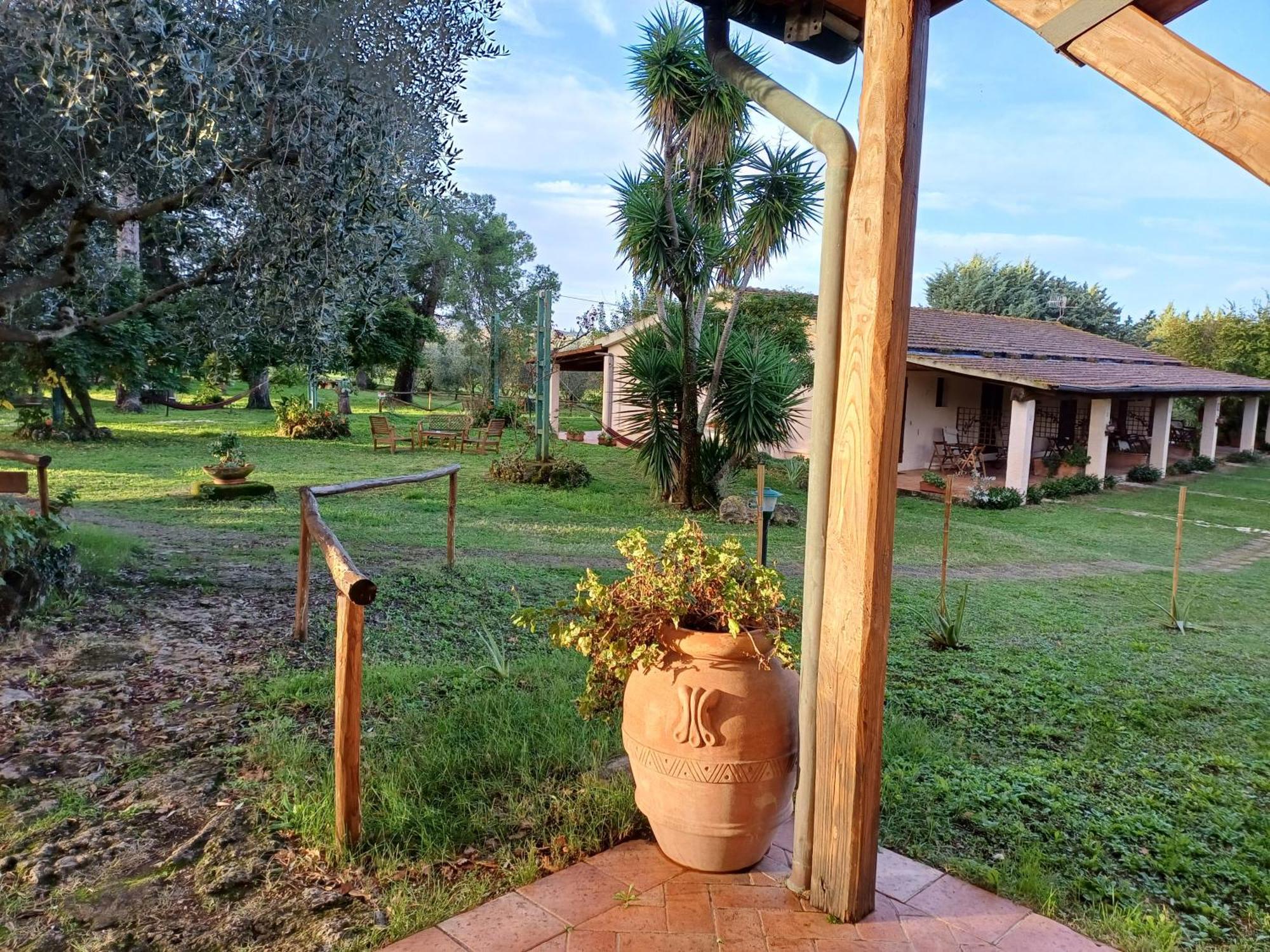 Agriturismo Bio Pian Dei Casali Saturnia Exterior photo